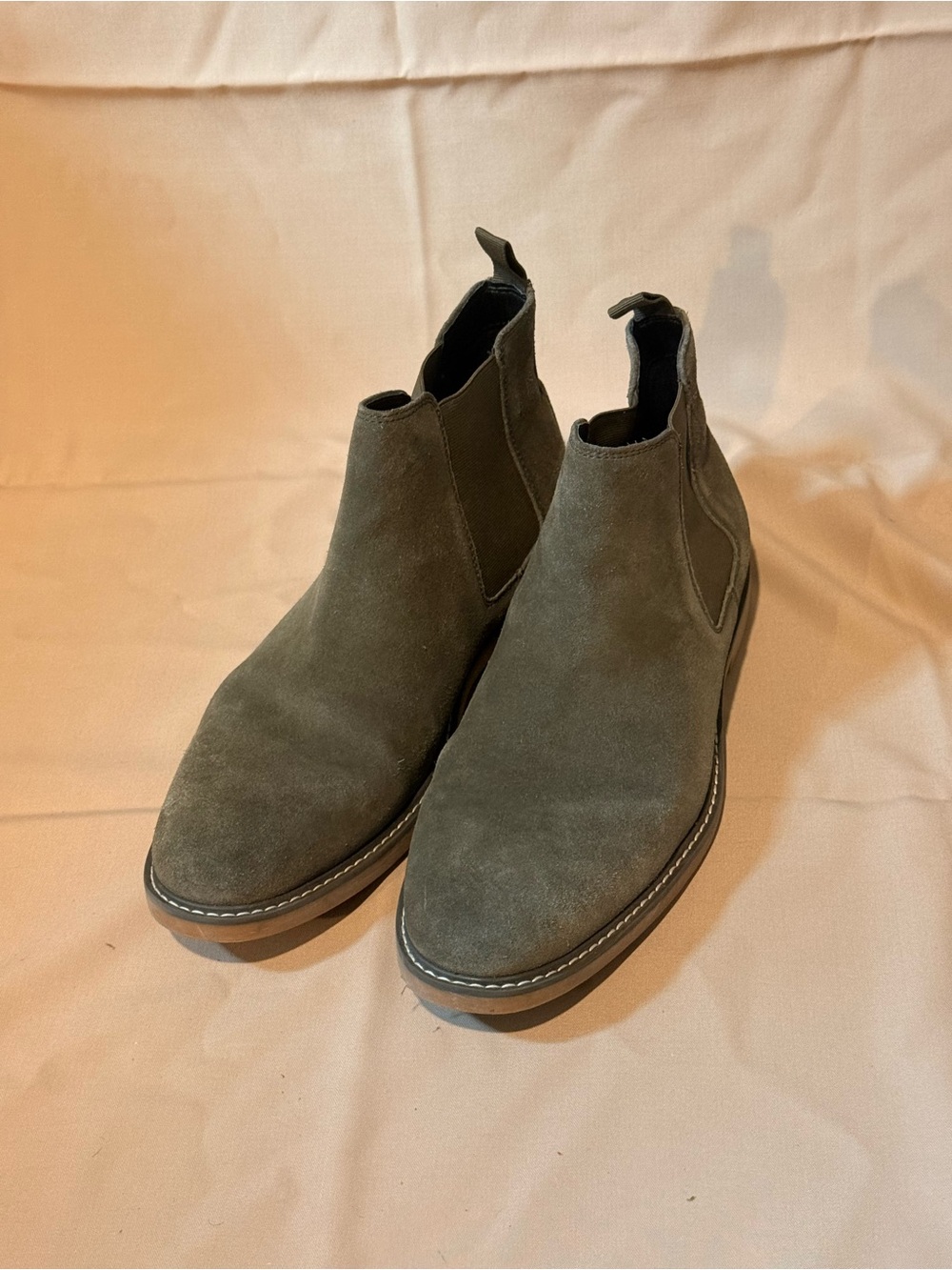 Abound Men's Chukka Boots in Olive Suede